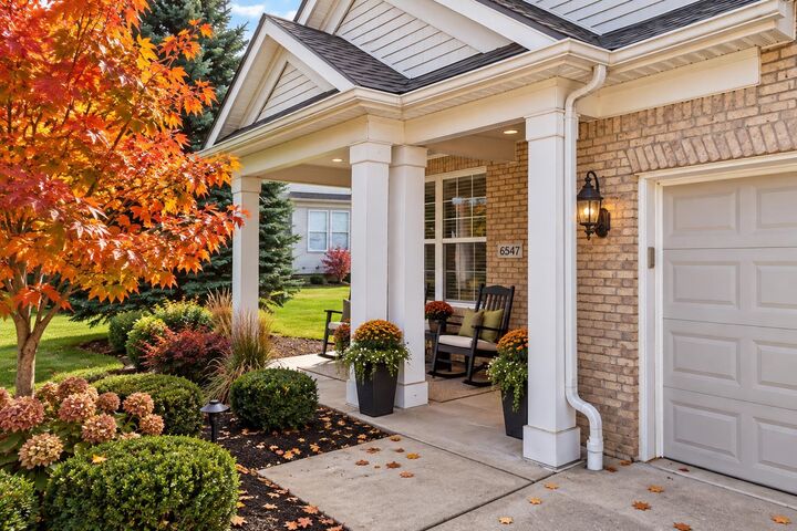 Property Photo:  6547 Prairie Dunes Drive  MI 48439 