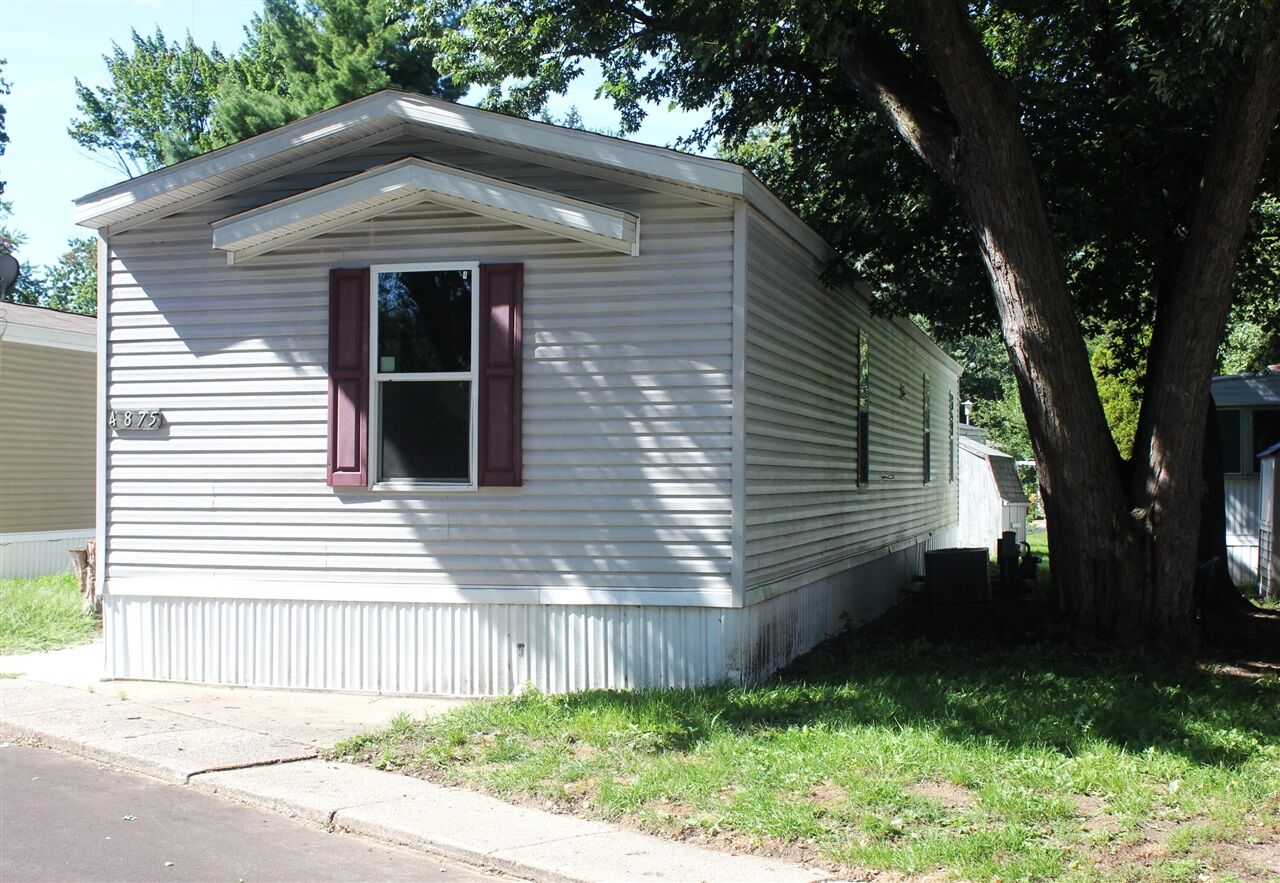 Property Photo:  4875 Pamela Avenue  MI 49548-7650 