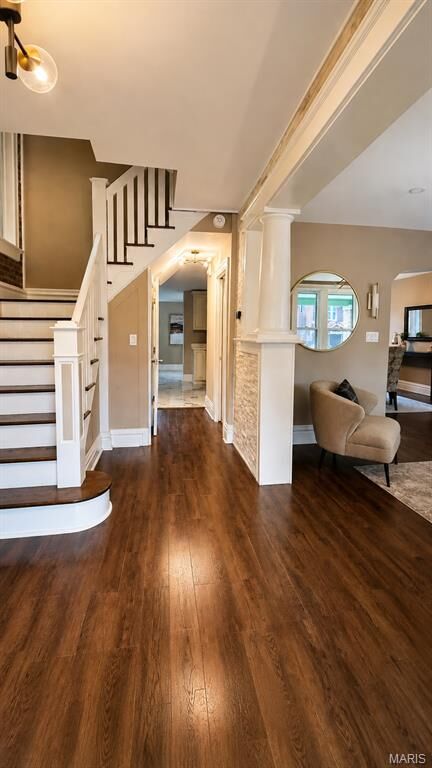 Property Photo:  5849 De Giverville Avenue  MO 63112 