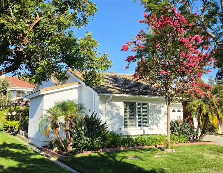 Property Photo:  28383 Alava  CA 92692 