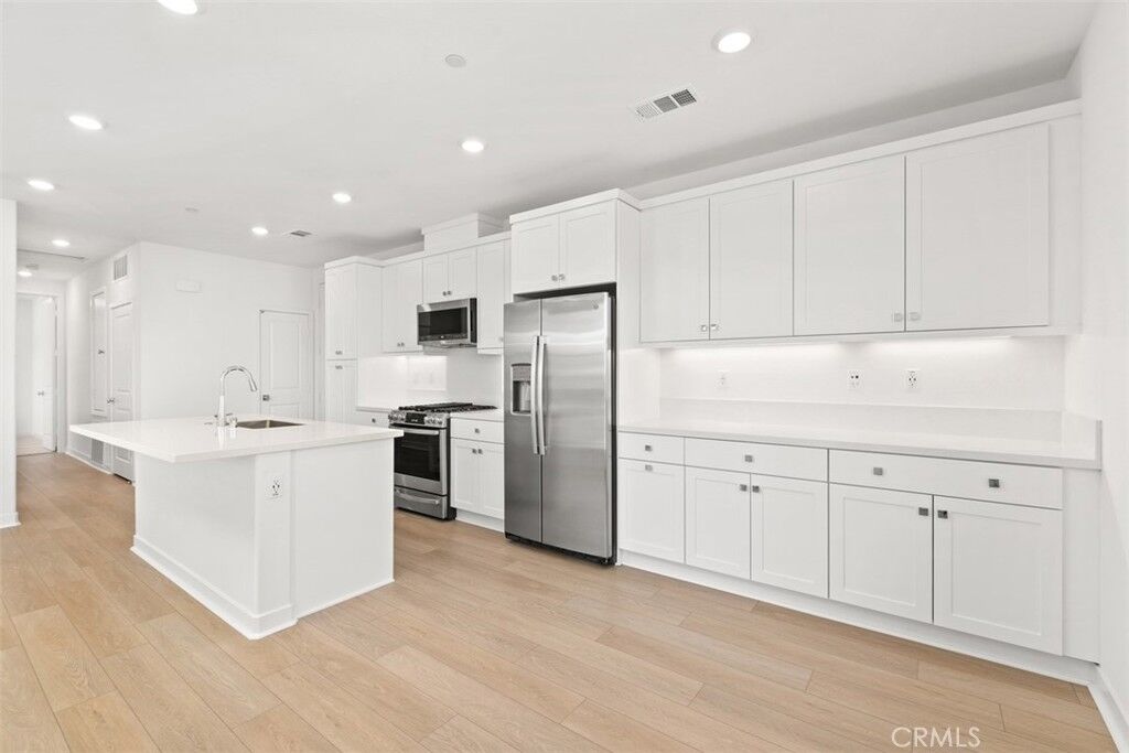 Property Photo:  1200 Lasso Way 301  CA 92675 