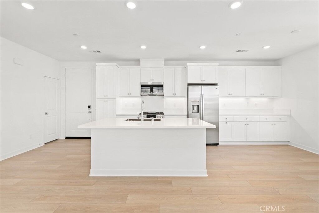 Property Photo:  1200 Lasso Way 301  CA 92675 