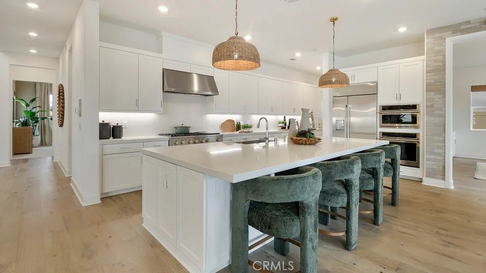 Property Photo:  29705 Calle La Roca  CA 91354 