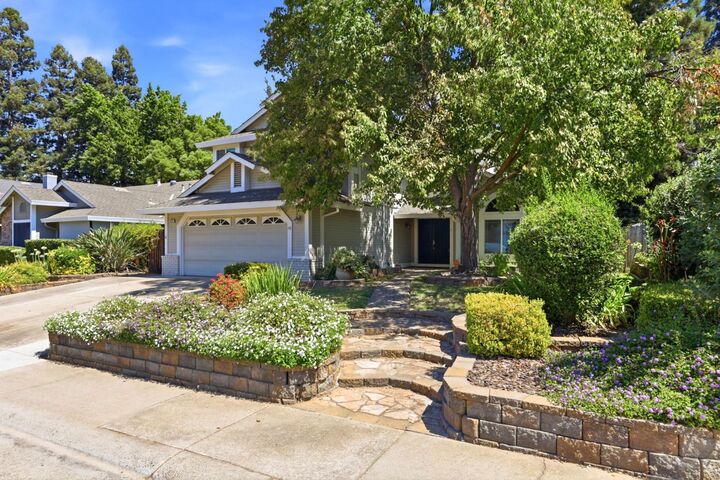 Property Photo:  2535 Mossy Oaks Court  CA 95670 