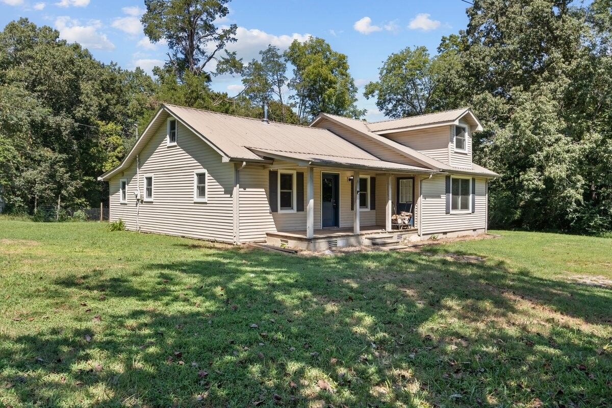 Property Photo:  6371 Hassell Creek Rd  TN 37098 