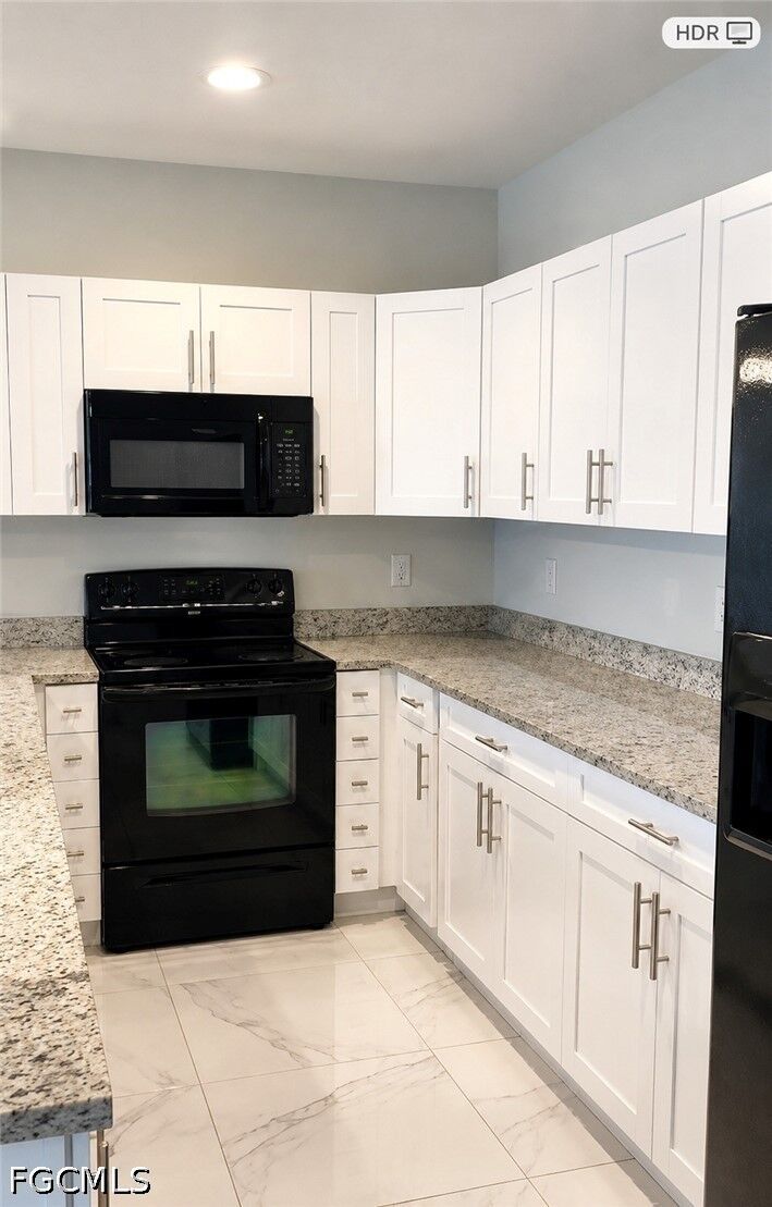 Property Photo:  5352/5354 30th Street SW  FL 33973 
