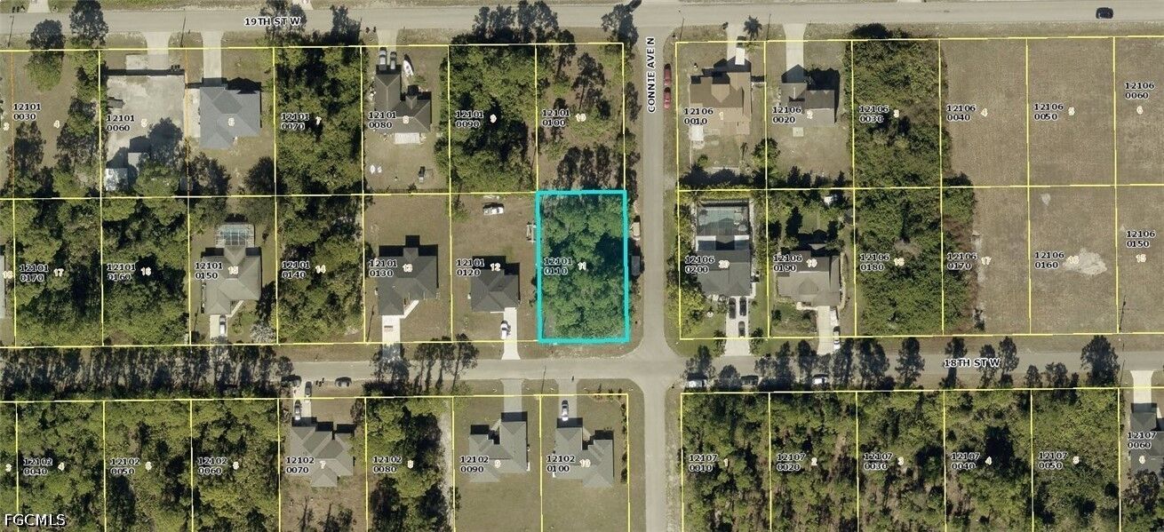 Property Photo: 2600 18th Street W FL 33971