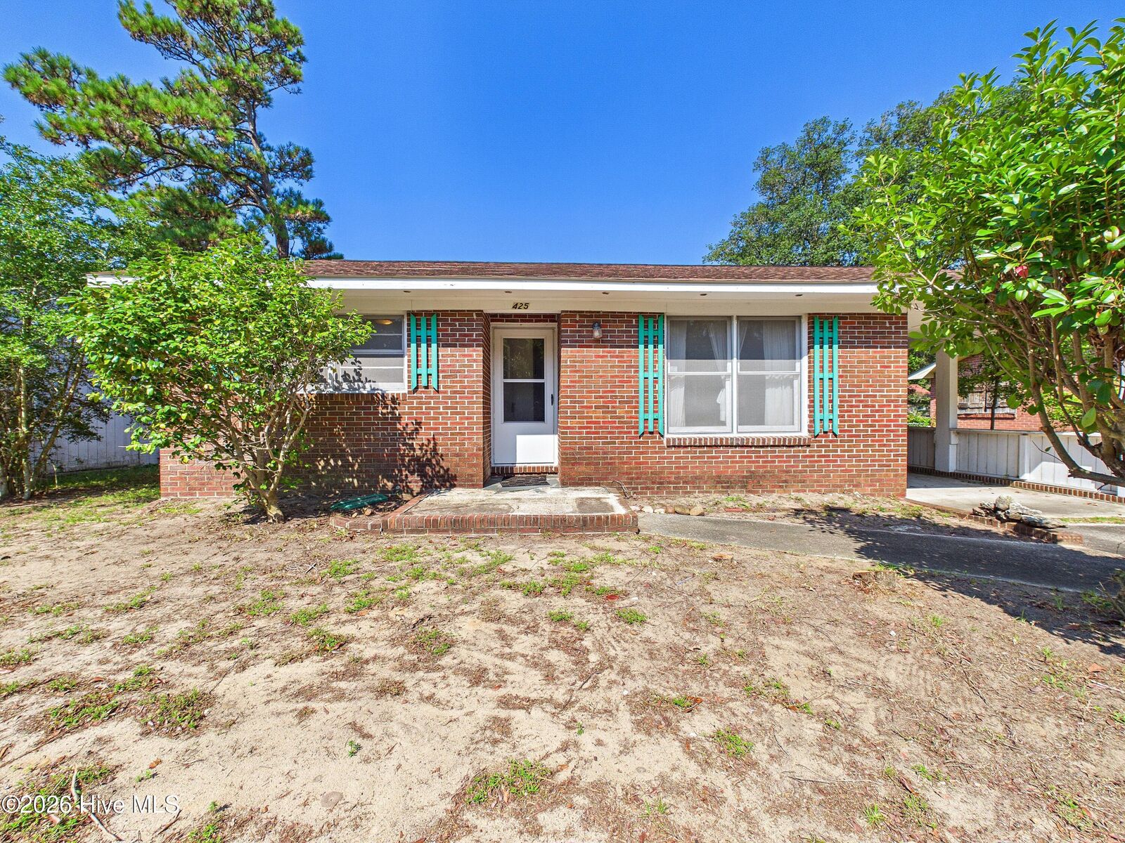 Property Photo:  425 Norton Street  NC 28465 