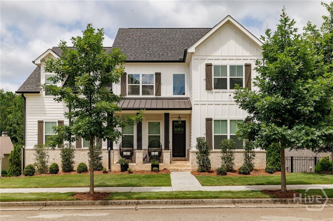 Property Photo: 105 Red Bluff Drive GA 30607