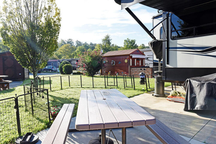 Property Photo: 17 Mountain Vista Road GA 30512