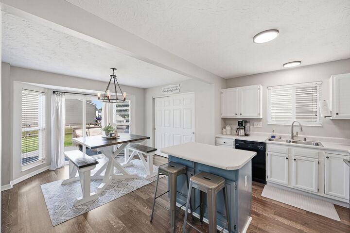 Property Photo:  2690 Edenbridge Court  KY 41005 