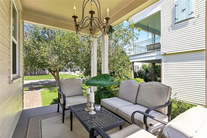 Property Photo:  6055 Vicksburg Street  LA 70124 