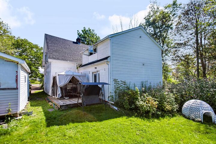 Property Photo:  21 West Victoria Street  NS B4H 1B9 