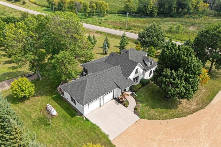 Property Photo: 9431 County Road 13 SE MN 55328