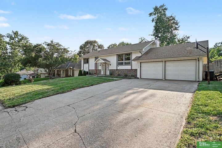 Property Photo: 1326 S 166 Street NE 68130