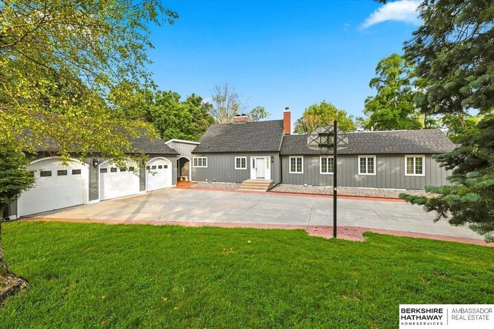 Property Photo:  4 Prairie Hills Lane  IA 51503 