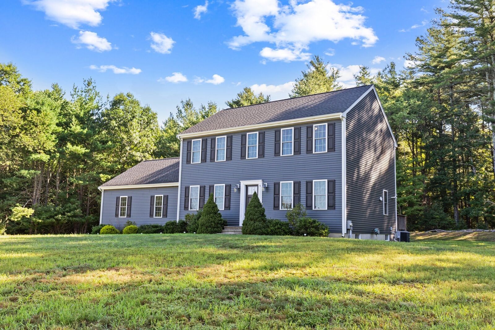 Property Photo:  9 Shamrock Ln  MA 02347 