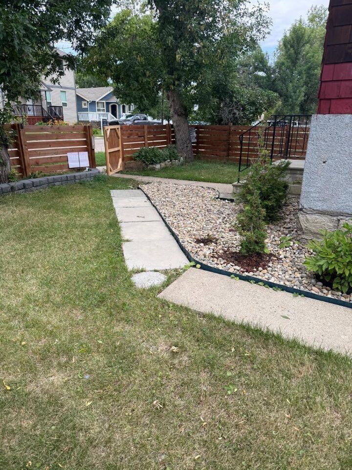 Property Photo: 358 2 Street E AB T0J 0Y4