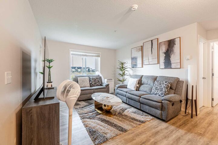 Property Photo: 4641 128 Avenue NE 4210 AB T3N 1T5