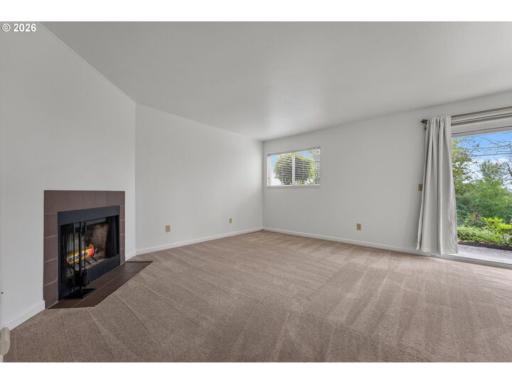 Property Photo: 20910 Fawn Ct #4 OR 97068