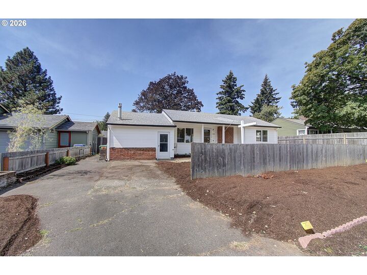 Property Photo:  4333 SE 113th Ave  OR 97266 