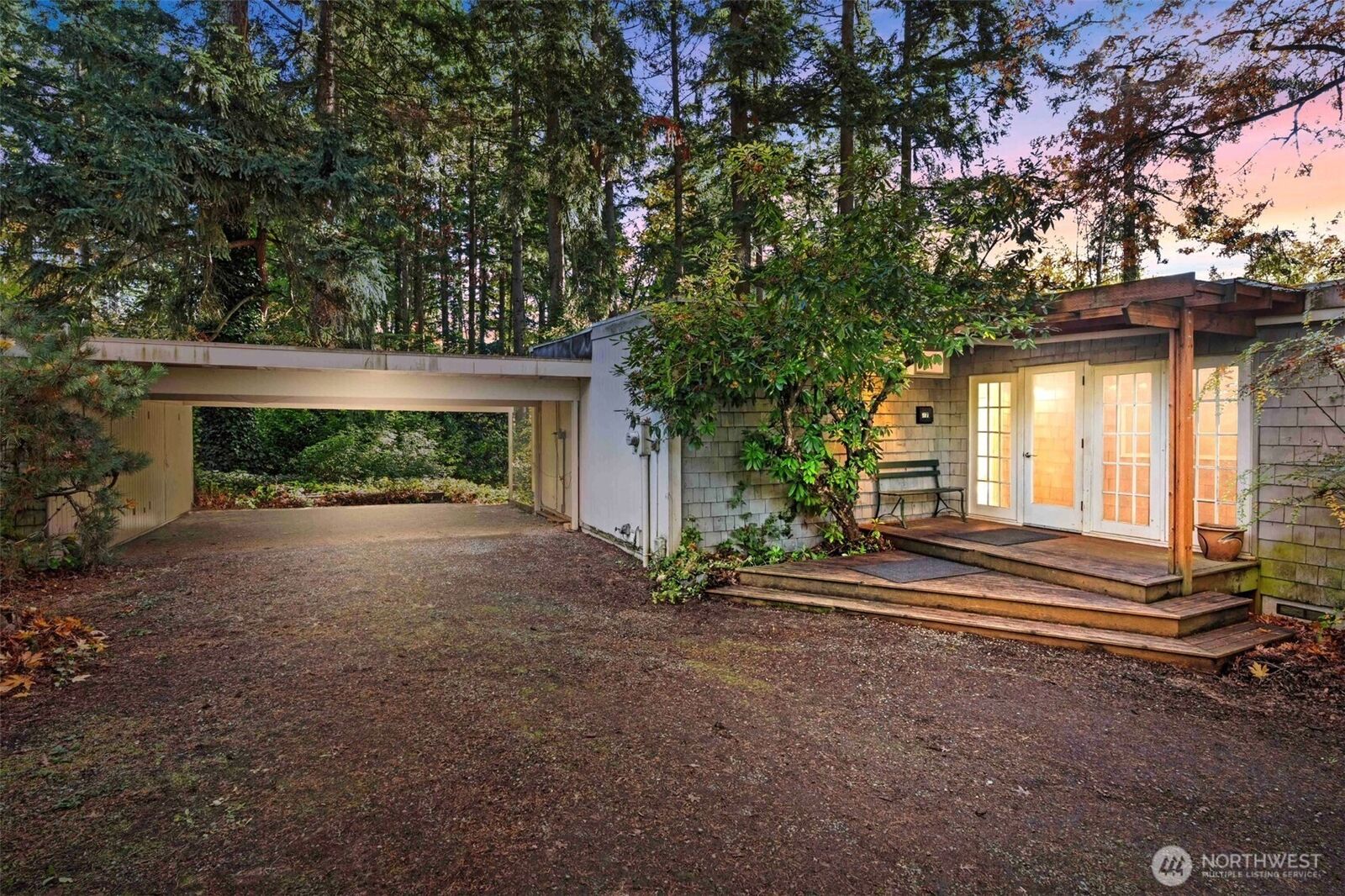 Property Photo:  12117 SE 26th Street  WA 98005 