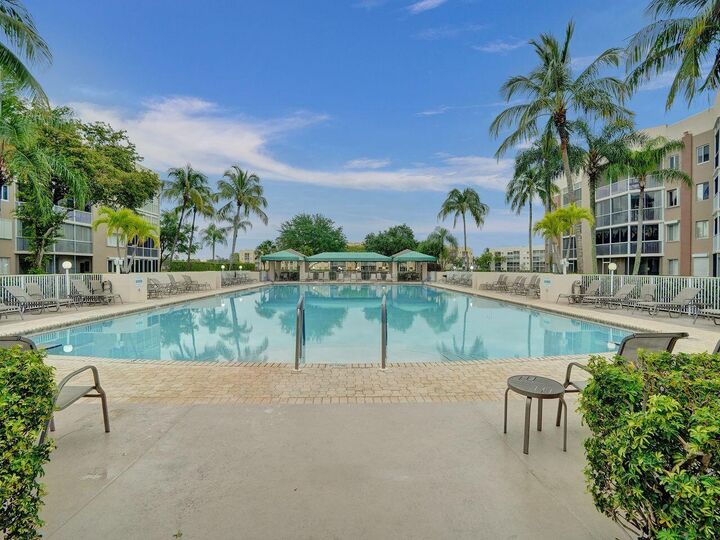 Property Photo:  7411 Granville Drive 106  FL 33321 