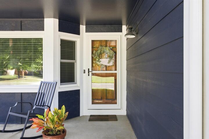 Property Photo:  2045 N Parkridge Ct  KS 67212 