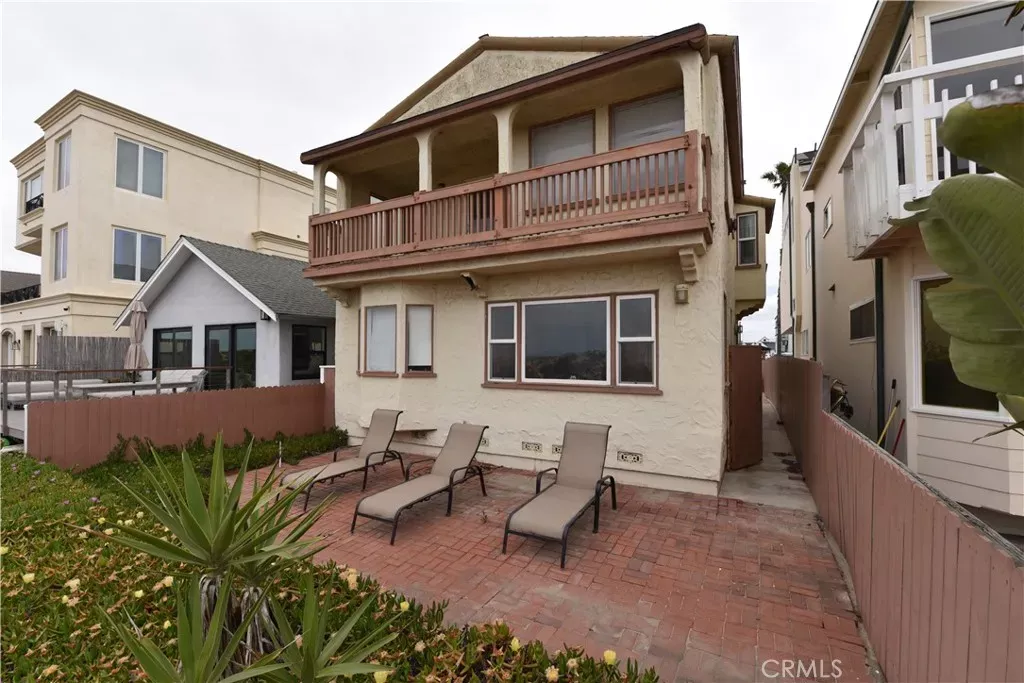 Property Photo: 16861 S Pacific CA 90742