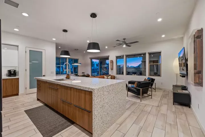 Property Photo:  1401 Retreat Circle  CA 92260 