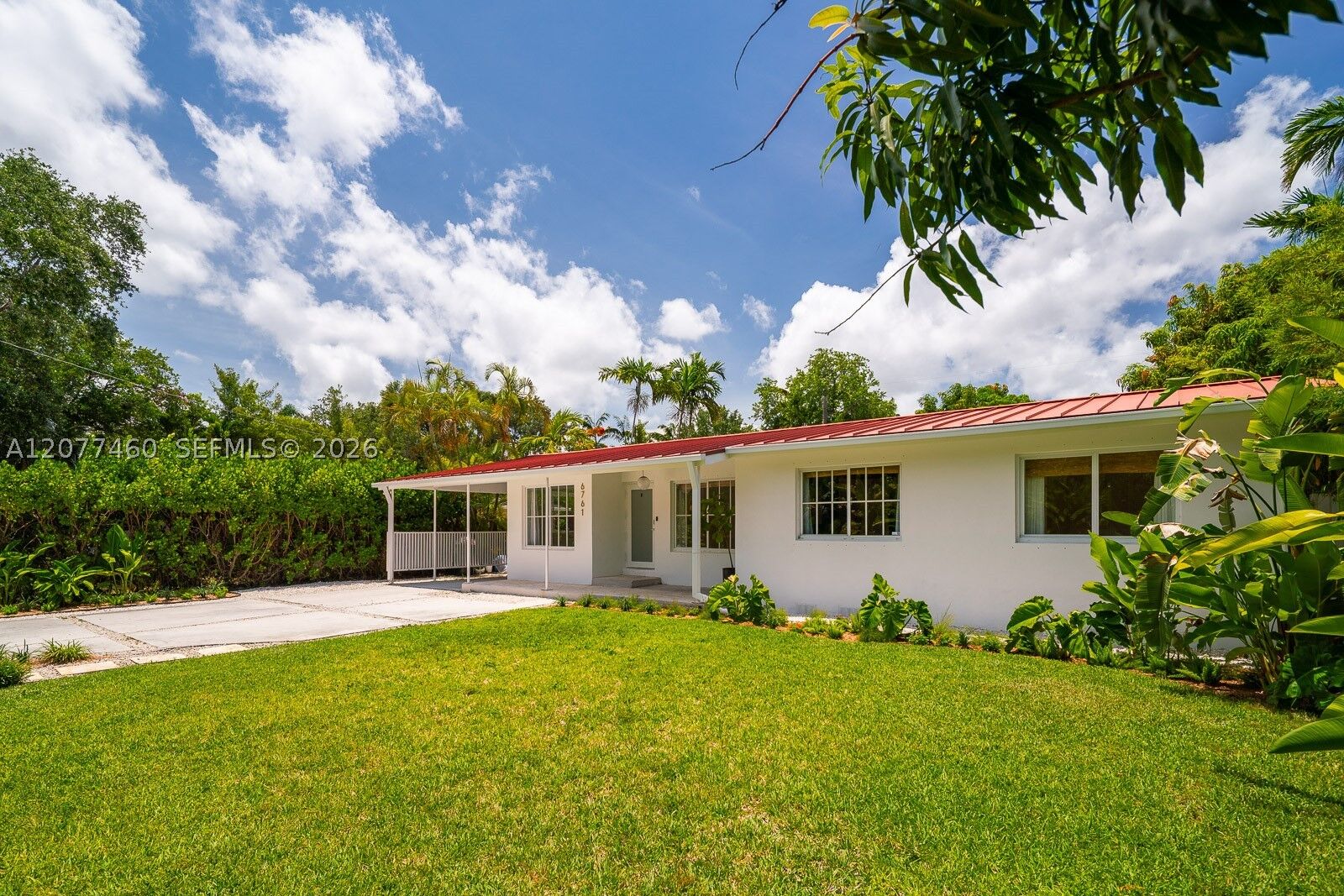 Property Photo: 6761 SW 76th Ter FL 33143