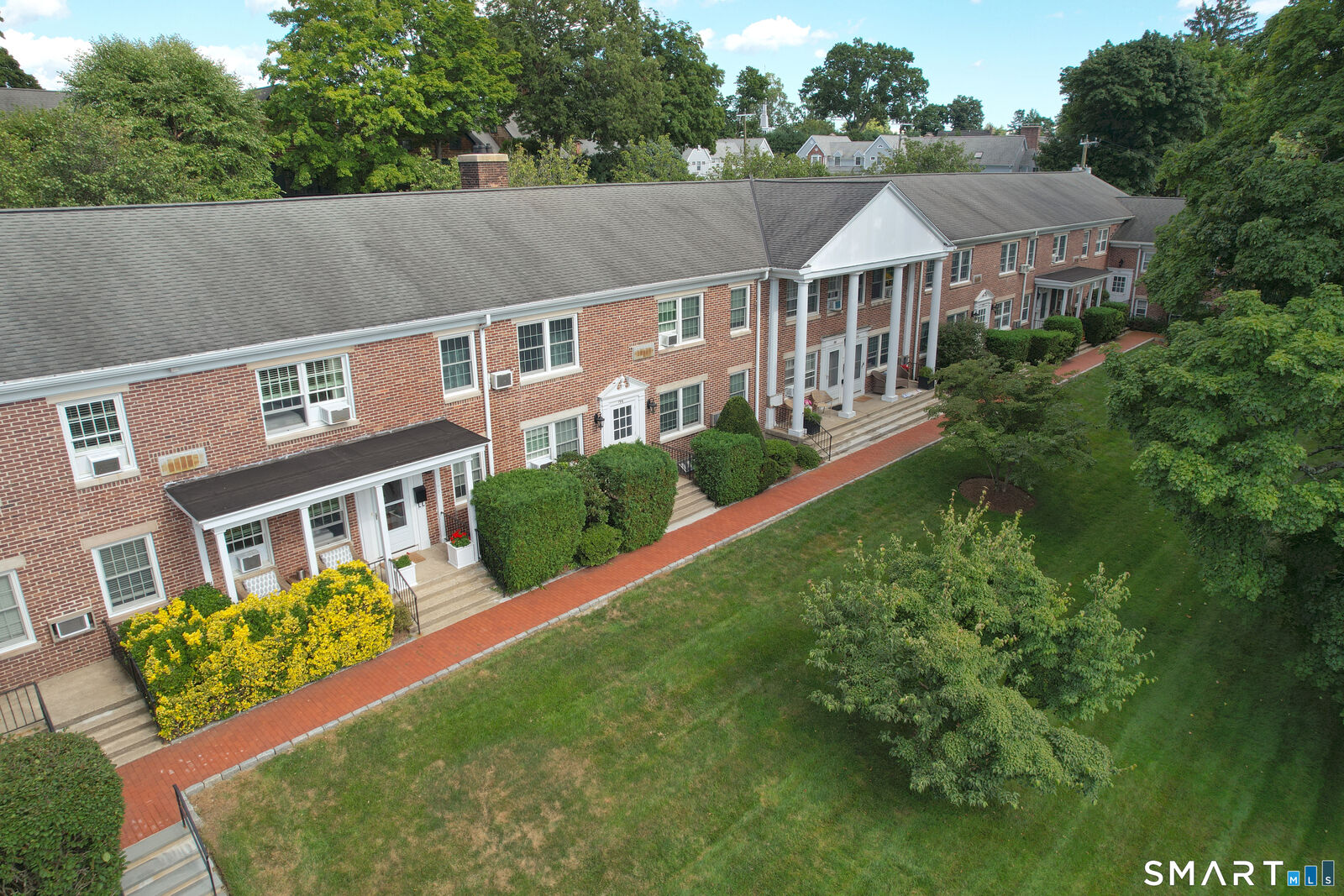 Property Photo:  196 Park Street 8  CT 06840 