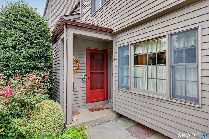 Property Photo:  39 Lambert Common 39  CT 06897 