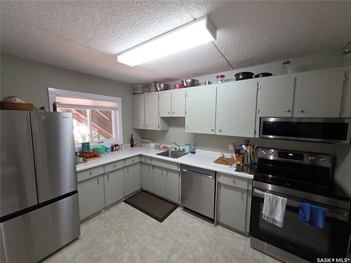 Property Photo: 449 Pendygrasse Road 104 SK S7M 5C1