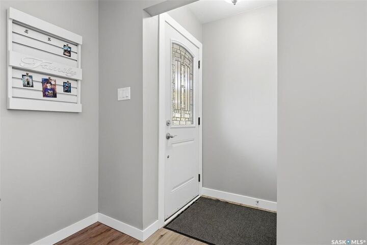 Property Photo:  279 Logan Crescent  SK S4S 5S8 