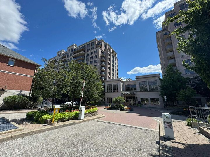 Property Photo:  39 Galleria Parkway Lph5  ON L3T 0A6 