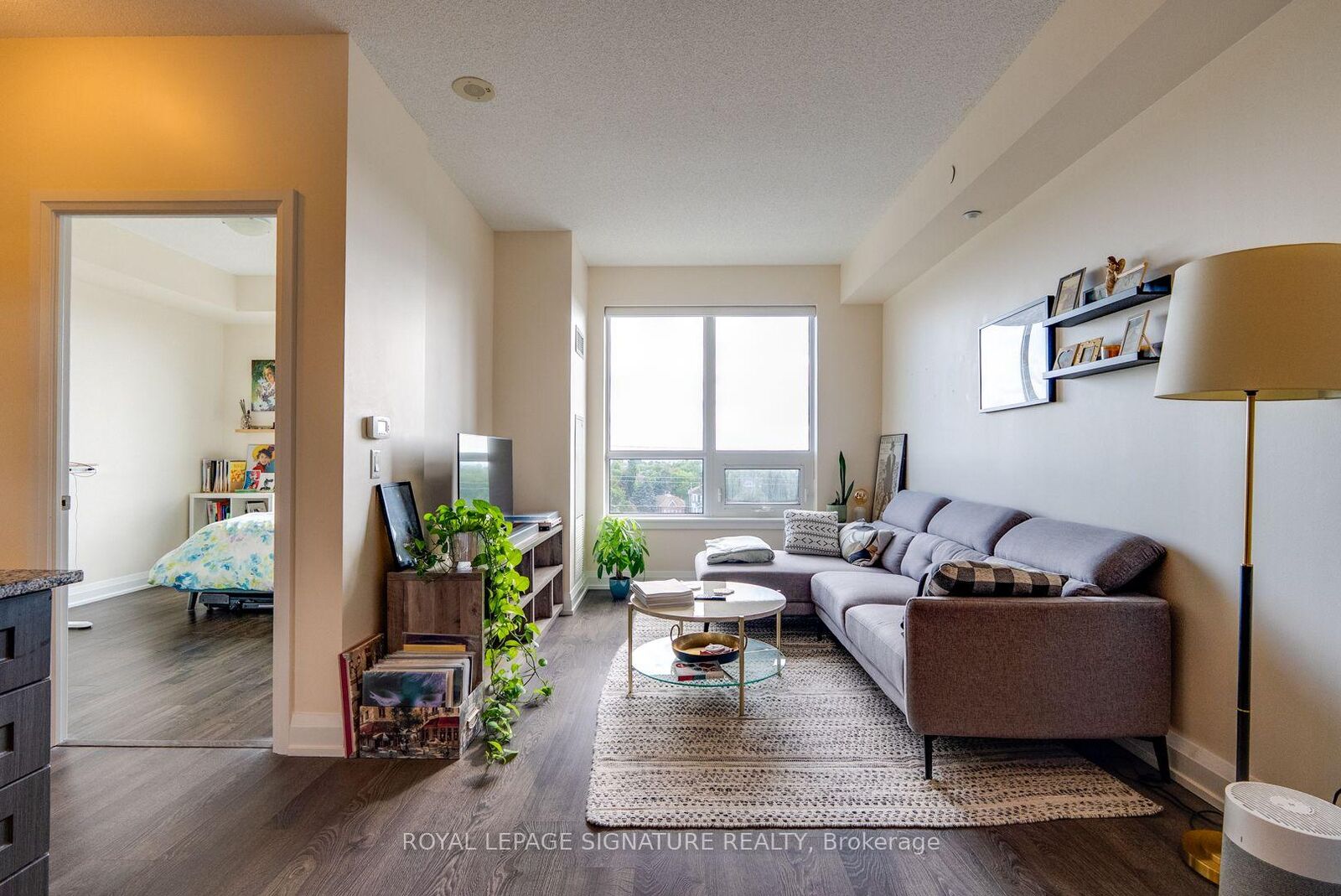 Property Photo:  7900 Bathurst Street 518  ON L4J 0J9 