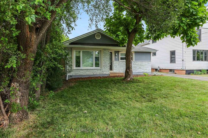Property Photo:  6 Lincoln Avenue  ON L3M 1Y4 