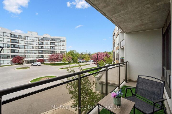 105 Bagot Street 208 — photo 1