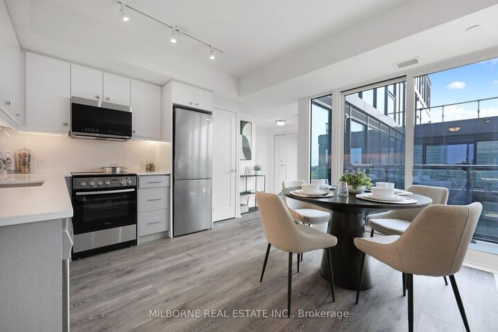 Property Photo: 2 Manderley Drive 701 ON M1N 0C7