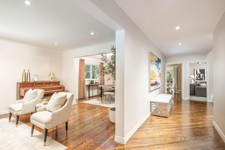 Property Photo: 25 Gossamer Avenue ON M2M 2X3