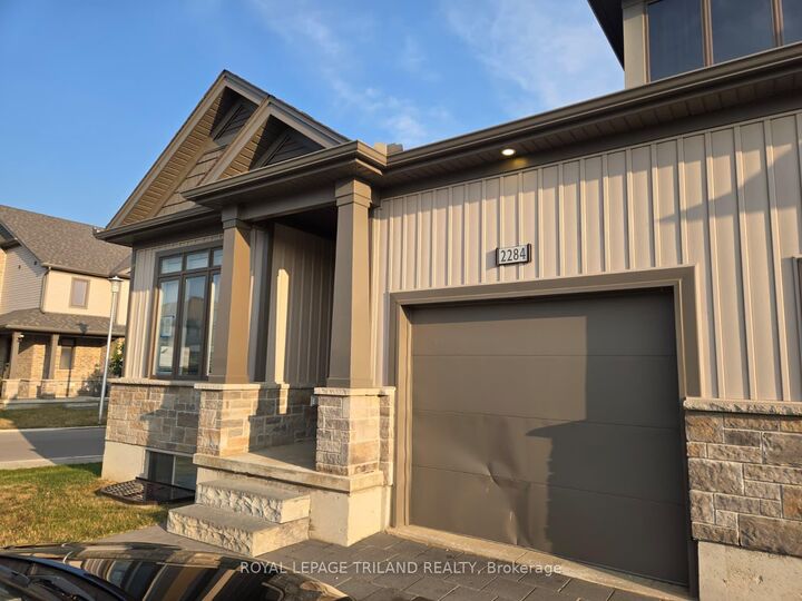 Property Photo: 2284 Evans Boulevard 52 ON N6M 0A1