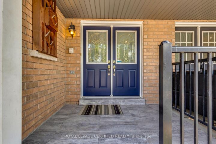 Property Photo: 56 Pefferlaw Circle ON L6Y 0K1
