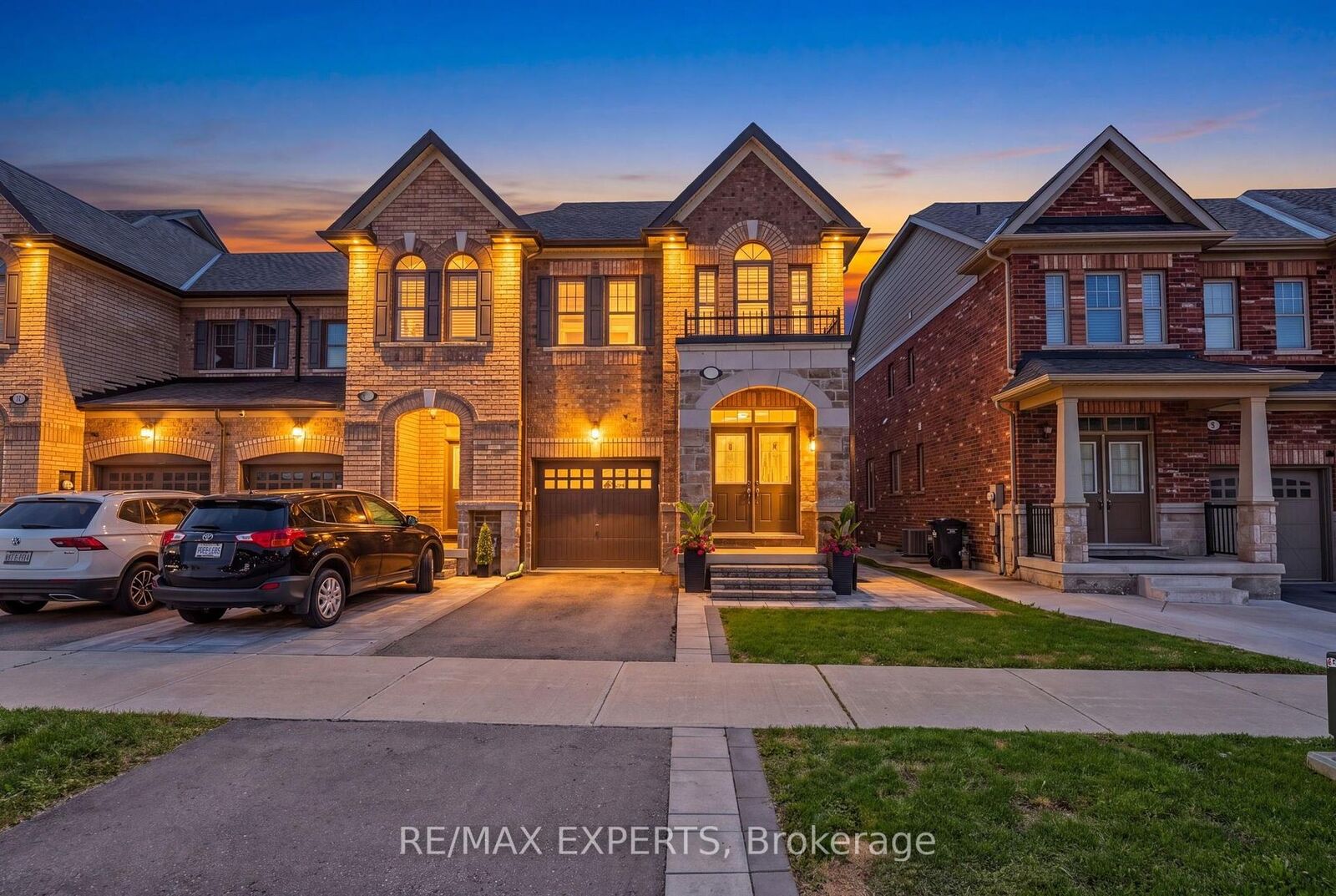 Property Photo: 9 Tormore Road ON L7E 4K8