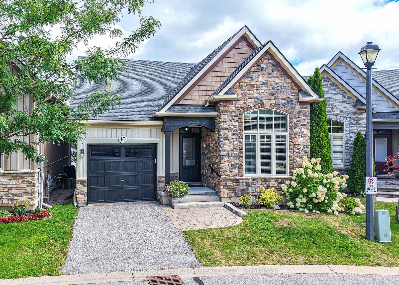 Property Photo: 10 Canterbury Circle ON L3V 0C9