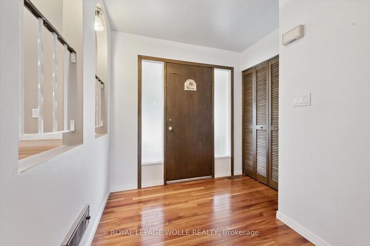 Property Photo: 22 Green Warbler Crescent ON N3B 1A6