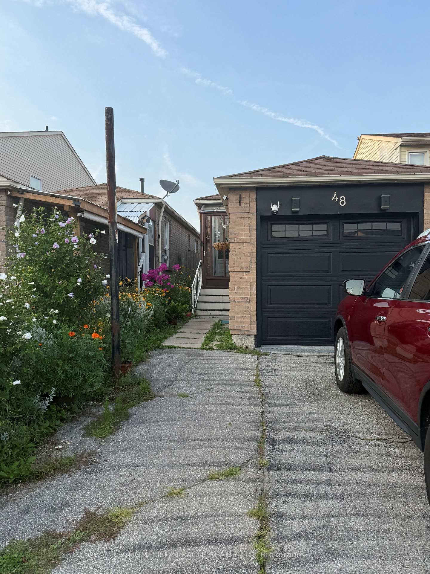 Property Photo:  48 Glanvil Crescent  ON M1B 4R7 