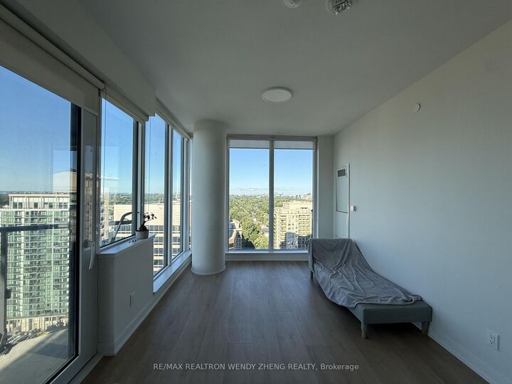 Property Photo: 15 Ellerslie Avenue 2210 ON M2N 0E7