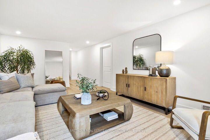 1026 St. John Street — photo 1