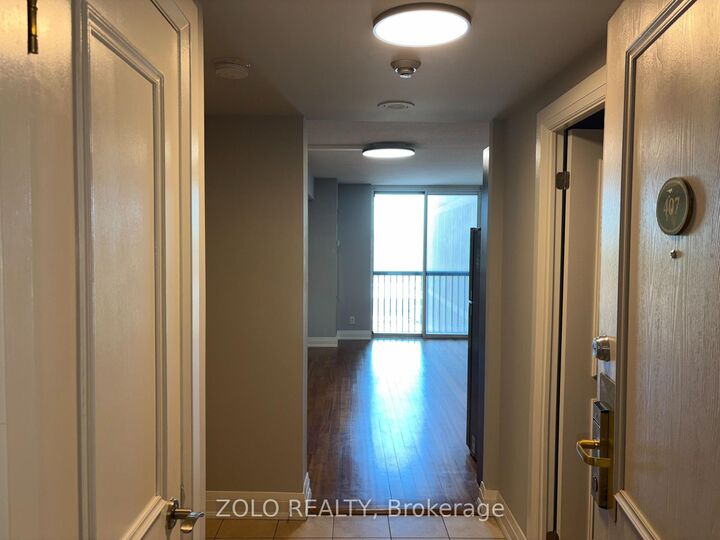 Property Photo: 2737 Keele Street 407 ON M3M 2E9
